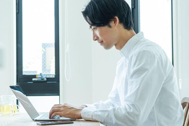イメージ：説明会・面談にお申込み